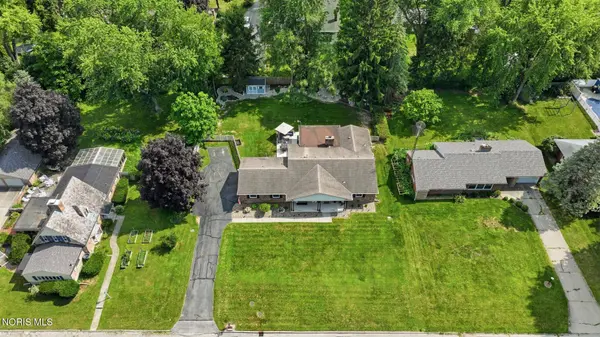 5115 Cranston DR, Toledo, OH 43615