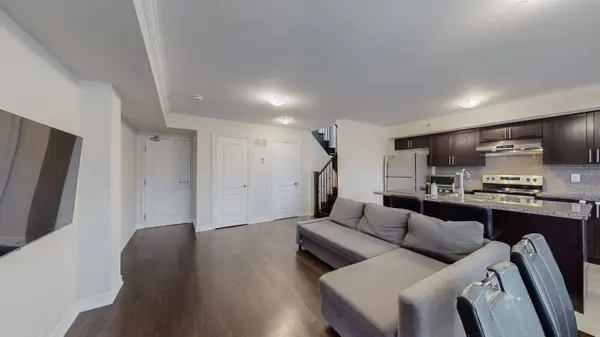 1 Blanche LN #824, Markham, ON L6B 1B3