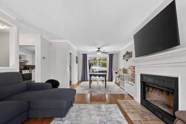 8 Doner ST, New Tecumseth, ON L9R 1M5