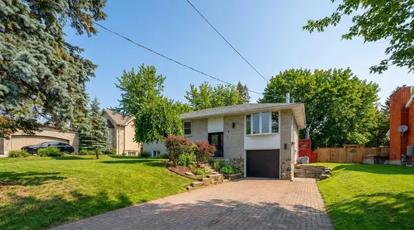 8 Doner ST, New Tecumseth, ON L9R 1M5