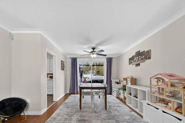 8 Doner ST, New Tecumseth, ON L9R 1M5
