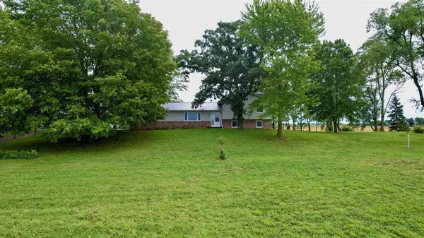 N9592 Yew Road, Beaver Dam, WI 53916