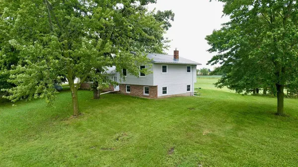 N9592 Yew Road, Beaver Dam, WI 53916