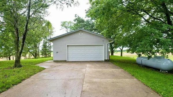N9592 Yew Road, Beaver Dam, WI 53916