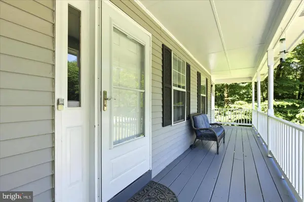 3693 BROOKESIDE DR, Chesapeake Beach, MD 20732