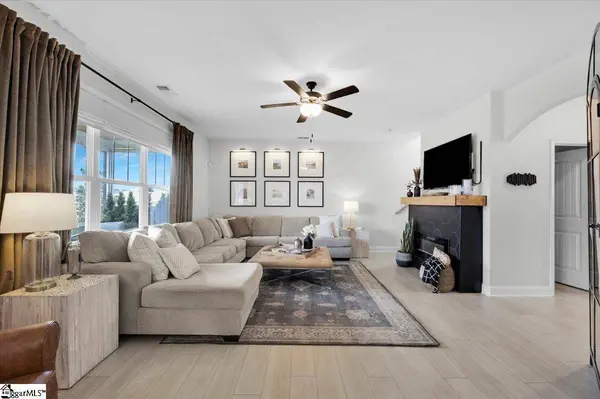 500 Townsend Avenue, Greer, SC 29651