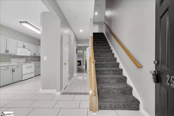 250 Hadley Commons Drive, Mauldin, SC 29662