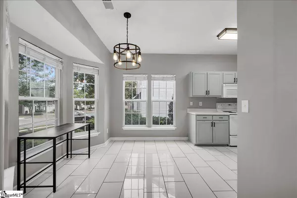 250 Hadley Commons Drive, Mauldin, SC 29662