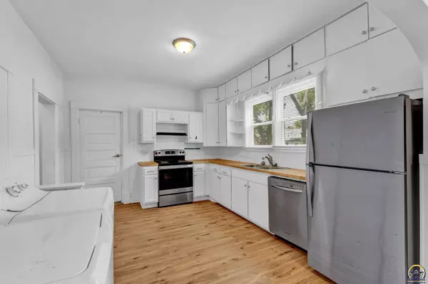 223 SW Fillmore ST, Topeka, KS 66606