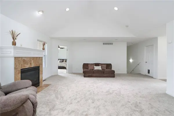 731 Tall Grass DR, Junction City, KS 66441