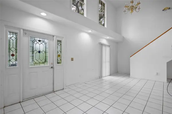 2003 E BROAD ST, Tampa, FL 33610