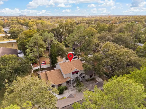 8411 LAURELON PL #10-3, Temple Terrace, FL 33637