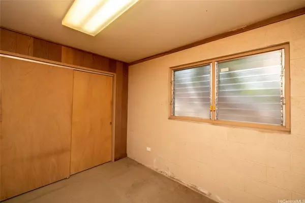 99-926 Kalawina PL, Aiea, HI 96701