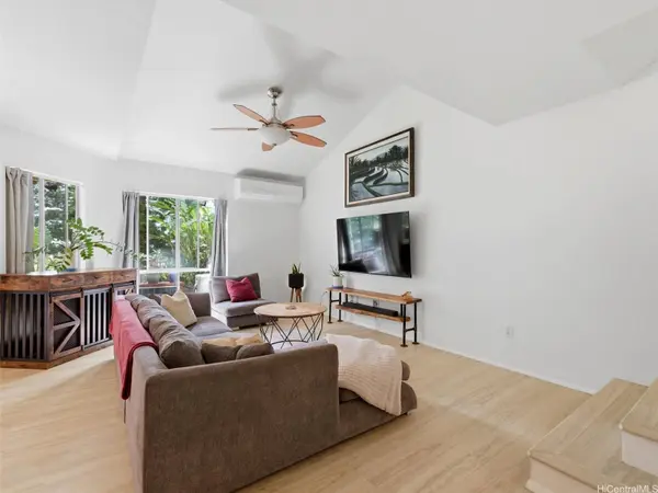 94-752 Lumiauau ST #Z2, Waipahu, HI 96797