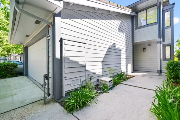 6203 Joaquin Murieta AVE D, Newark, CA 94560