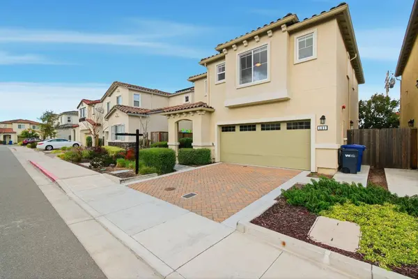 121 Mountaintop AVE, Hayward, CA 94544