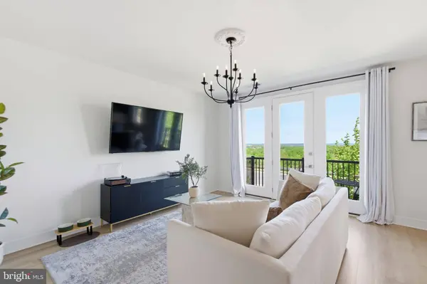 20775 LAMLASH TER, Ashburn, VA 20147