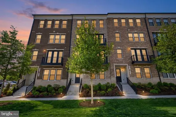 20775 LAMLASH TER, Ashburn, VA 20147