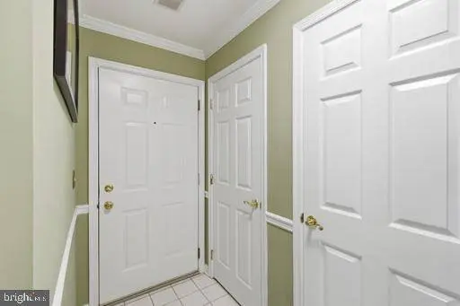 8058 LISLE DR #104, Manassas, VA 20109