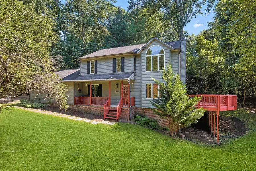 5943 Gales Ln, Columbia, MD 21045