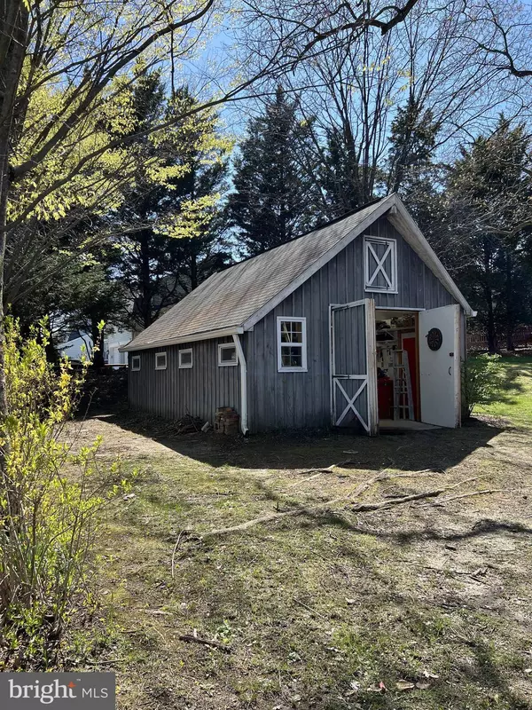 2410 ROCKWELL AVE, Baltimore, MD 21228