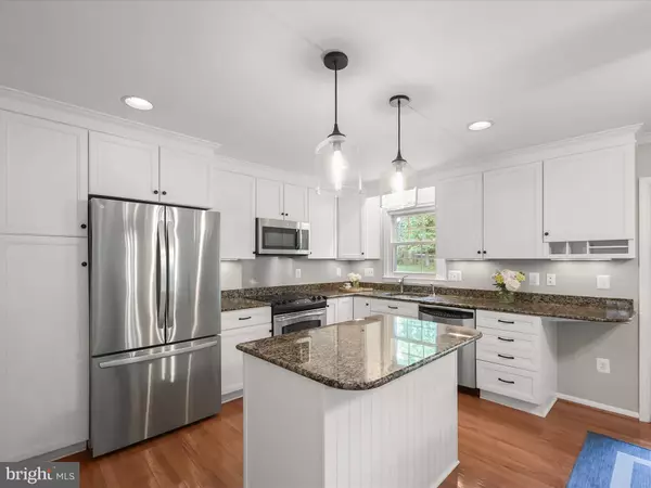 1811 WESTCHESTER AVE, Catonsville, MD 21228