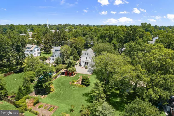 6 S ROLLING RD, Catonsville, MD 21228