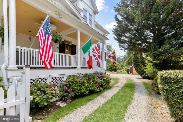 6 S ROLLING RD, Catonsville, MD 21228