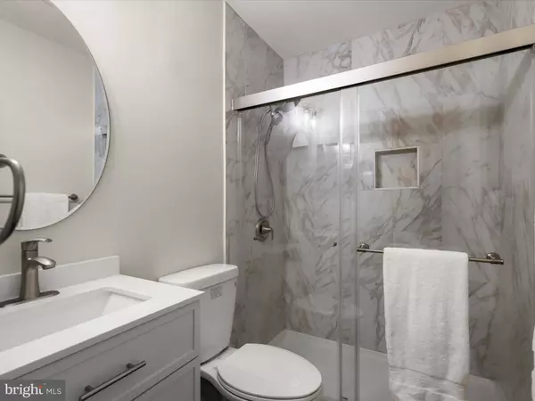 1859 NORHURST, Catonsville, MD 21228