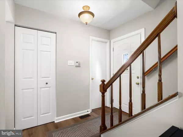 1859 NORHURST, Catonsville, MD 21228