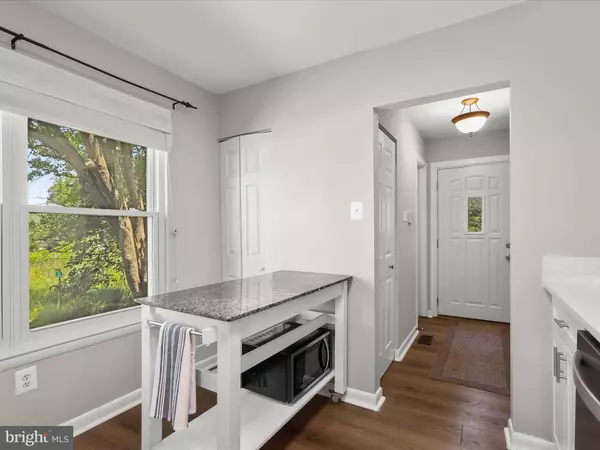 1859 NORHURST, Catonsville, MD 21228