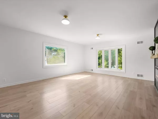 7162 OHIO AVE, Hanover, MD 21076