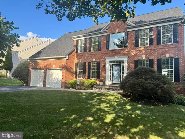 2130 OAK FOREST DR, Ellicott City, MD 21043