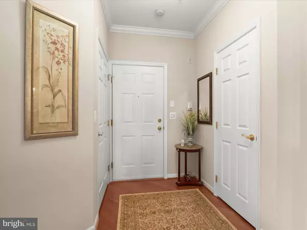 8245 STONE CROP DR #R, Ellicott City, MD 21043