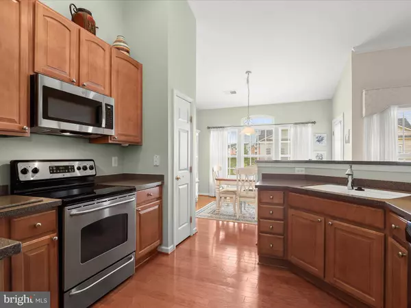 8245 STONE CROP DR #R, Ellicott City, MD 21043