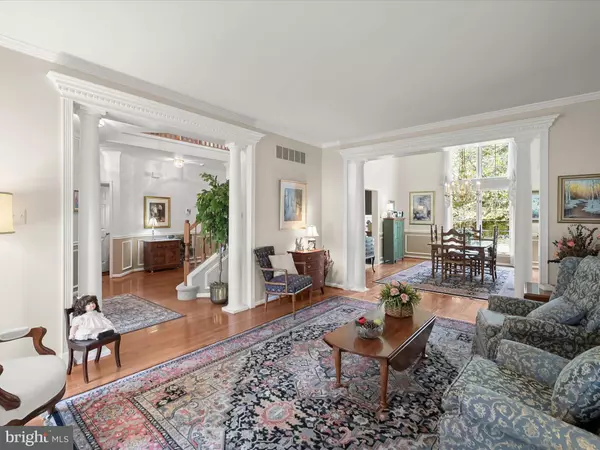 12 OLD GRANARY CT, Catonsville, MD 21228