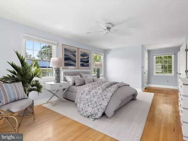 2120 CEDAR CIRCLE, Baltimore, MD 21228