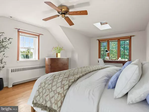 2007 ROCKWELL AVE, Baltimore, MD 21228