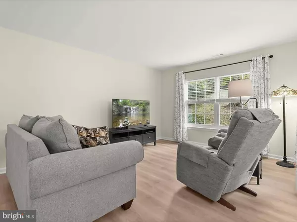 4 RUMFORD DR #203, Catonsville, MD 21228