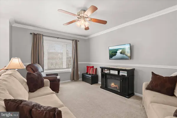 862 ELMWOOD CT, Westminster, MD 21158