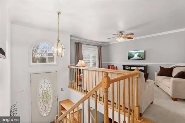 862 ELMWOOD CT, Westminster, MD 21158