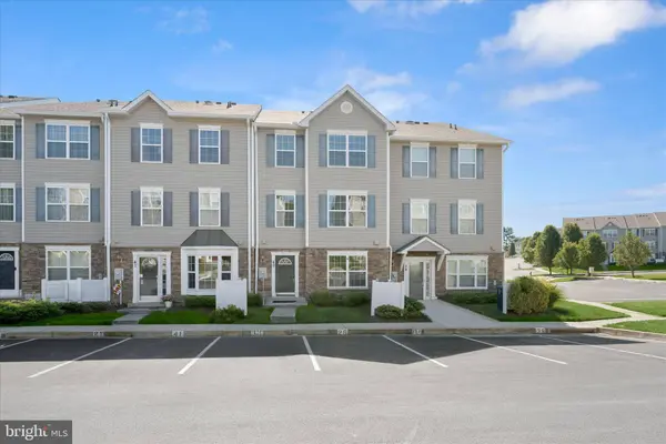 1900 LENNOX DR #40, Eldersburg, MD 21784