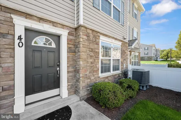 1900 LENNOX DR #40, Eldersburg, MD 21784