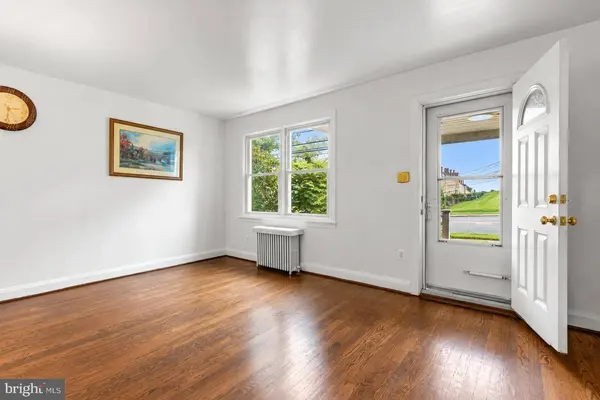 921 MAIDEN CHOICE LN, Baltimore, MD 21229