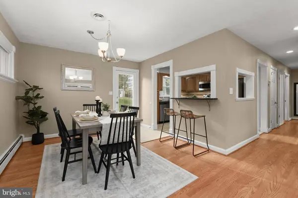 6015 FAIRFIELD LN, Sykesville, MD 21784