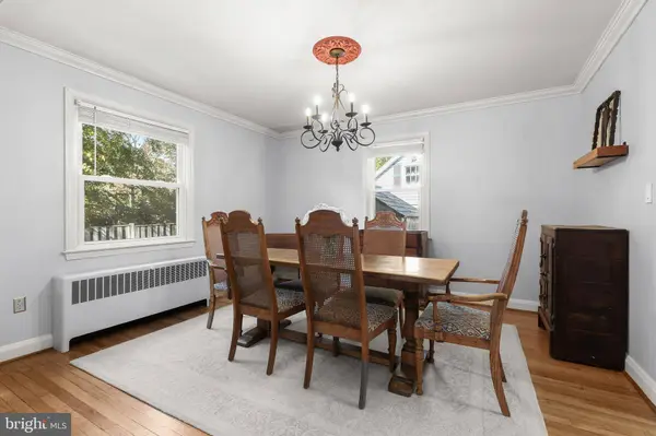 6 PARK DR, Catonsville, MD 21228