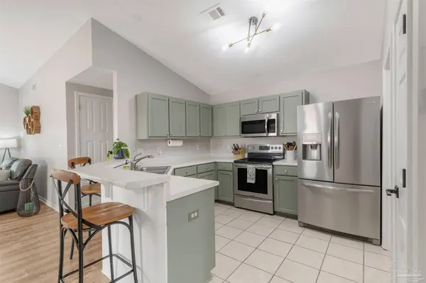 1617 Sutton Place Dr, Ft Walton Beach, FL 32547