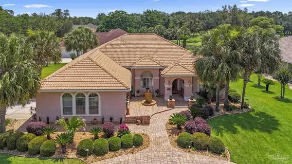 2792 Pga Blvd, Navarre, FL 32566