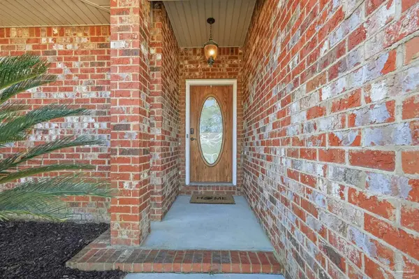 7089 Flintwood St, Navarre, FL 32566