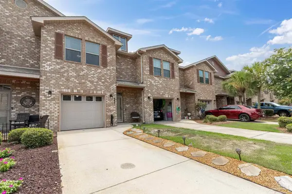 8887 White Ibis Way, Navarre, FL 32566